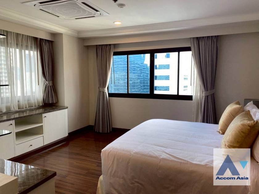 4  3 br Apartment for rent and sale in Sukhumvit ,Bangkok BTS Asok - MRT Sukhumvit at Perfect Apartment for Big Family, Prime Location Near Main Street AA45682