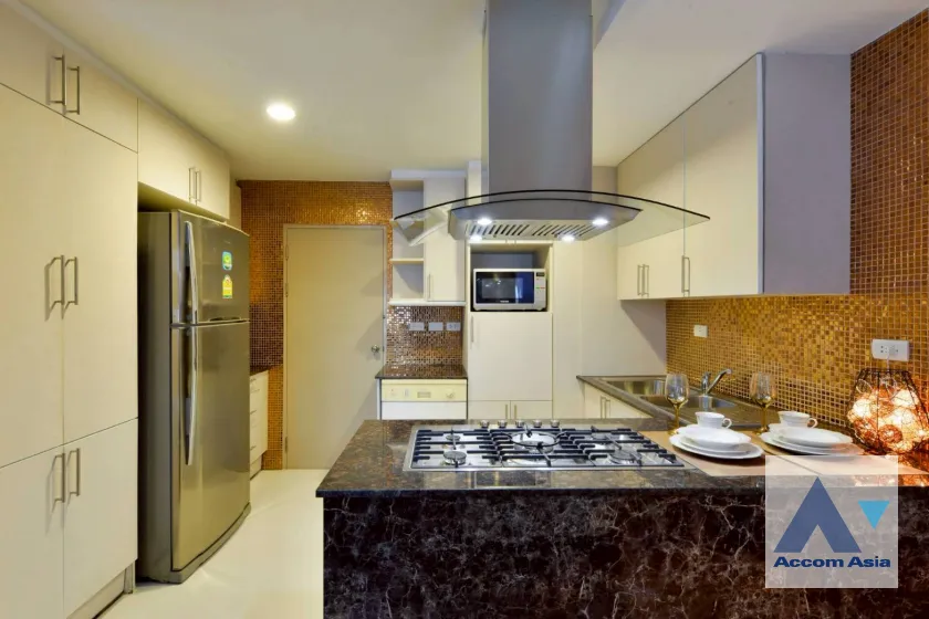  1  3 br Apartment for rent and sale in Sukhumvit ,Bangkok BTS Asok - MRT Sukhumvit at Perfect Apartment for Big Family, Prime Location Near Main Street AA45682