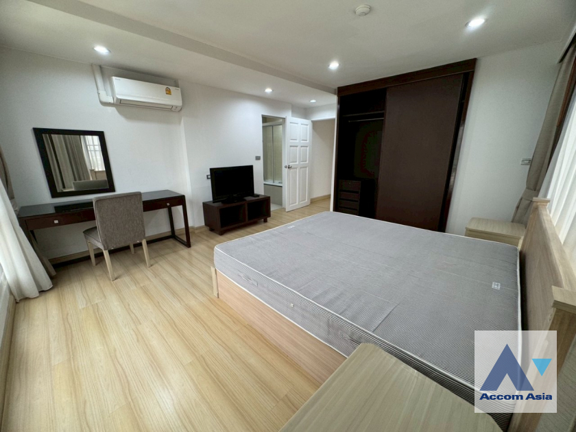6  2 br Apartment For Rent in Sukhumvit ,Bangkok BTS Asok - MRT Sukhumvit at Spacious Room AA45684