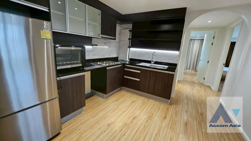 6  2 br Apartment For Rent in Ploenchit ,Bangkok BTS Chitlom at Apartment Steps from Lumpini Park AA45686