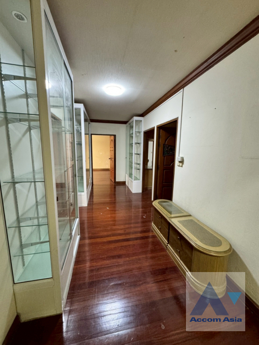 7  8 br Townhouse for rent and sale in Sukhumvit ,Bangkok BTS Phrom Phong AA45687