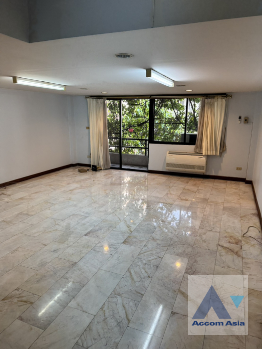5  6 br House For Rent in Sukhumvit ,Bangkok BTS Thong Lo AA45688