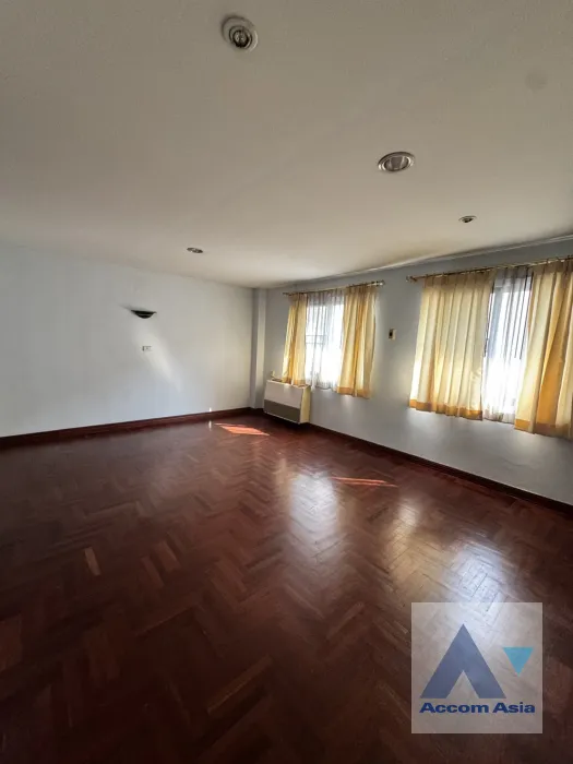 7  6 br House for rent and sale in Sukhumvit ,Bangkok BTS Thong Lo AA45688