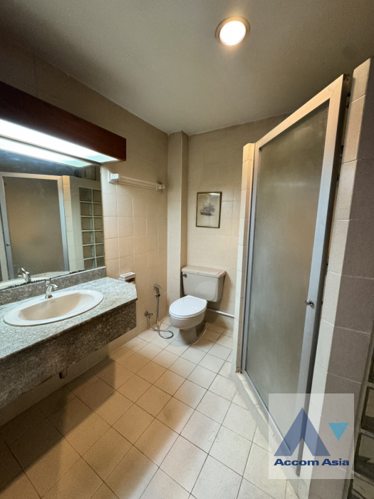 11  6 br House For Rent in Sukhumvit ,Bangkok BTS Thong Lo AA45688