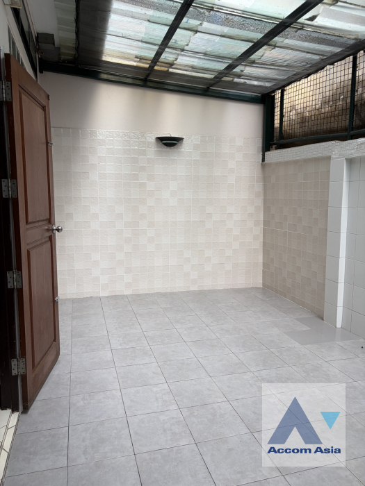 14  6 br House For Rent in Sukhumvit ,Bangkok BTS Thong Lo AA45688