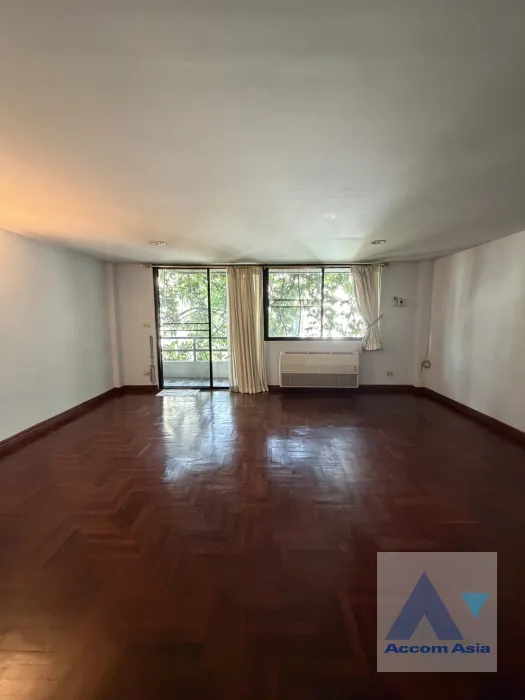 8  6 br House for rent and sale in Sukhumvit ,Bangkok BTS Thong Lo AA45688