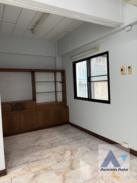 4  6 br House For Rent in Sukhumvit ,Bangkok BTS Thong Lo AA45688