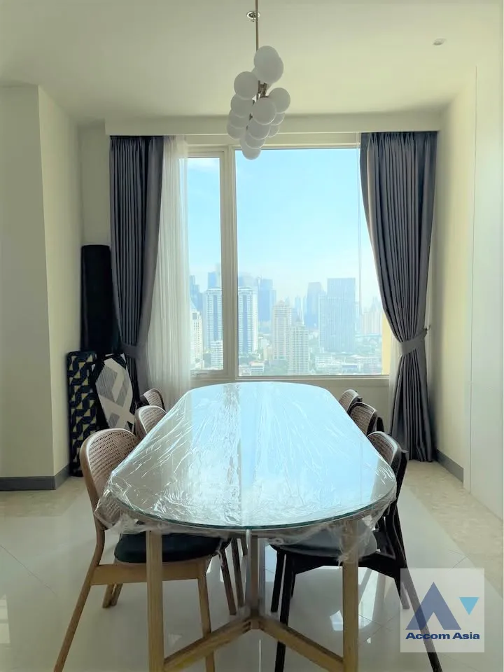 unit 3 Bedrooms  Condominium For Rent & Sale in Sathorn, Bangkok  near BRT Sathorn - BTS Chong Nonsi (AA45689)