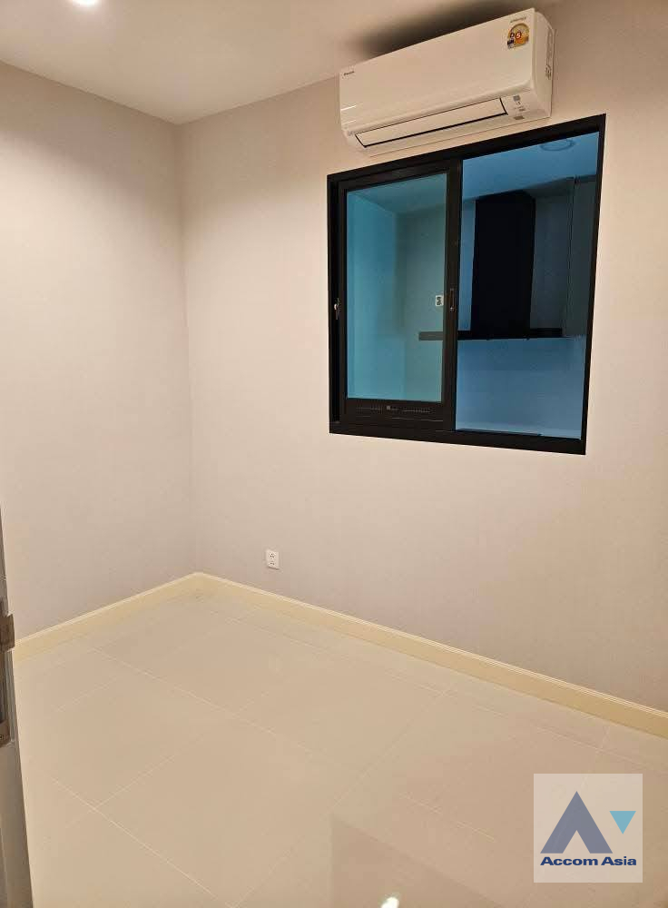 13  3 br Townhouse For Rent in Krungthep Kreetha ,Bangkok  at Nirvana DEFINE Krungthep Kreetha AA45691