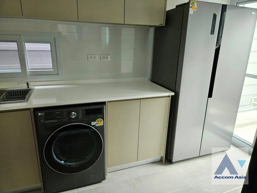 unitLuxury, Fully Furnished, Corner Unit |  3 Bedrooms  Townhouse For Rent in Krungthep Kreetha, Bangkok  (AA45691)