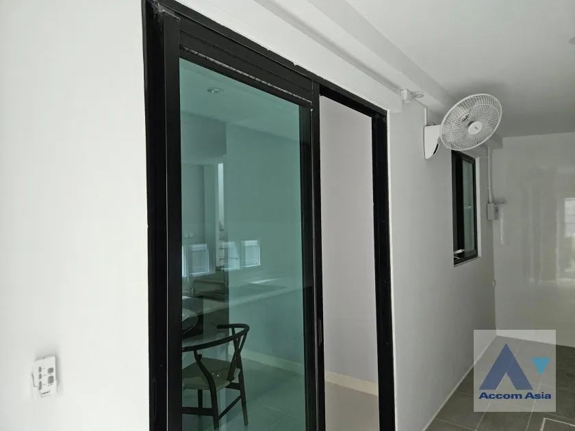 24  3 br Townhouse For Rent in Krungthep Kreetha ,Bangkok  at Nirvana DEFINE Krungthep Kreetha AA45691
