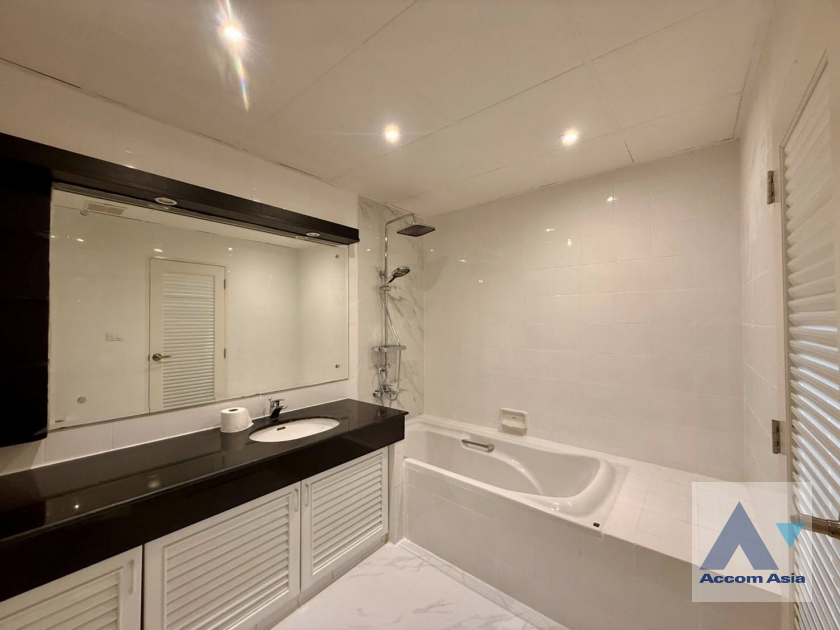 15  3 br Condominium For Rent in Sukhumvit ,Bangkok BTS Nana at Liberty Park 2 AA45692