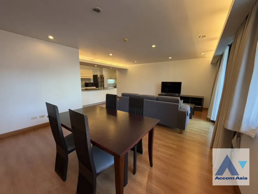 unit 2 Bedrooms  Apartment For Rent in Ploenchit, Bangkok  near BTS Ratchadamri (AA45693)