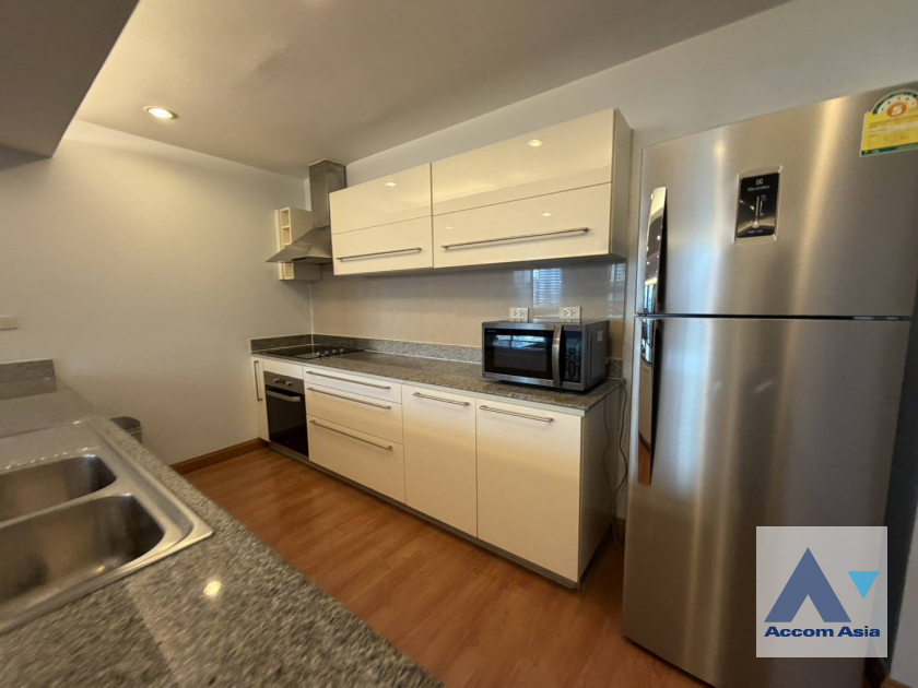  1  2 br Apartment For Rent in Ploenchit ,Bangkok BTS Ratchadamri at Step to Lumpini Park AA45693