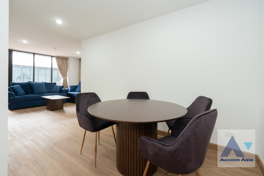  1  2 br Apartment For Rent in Sukhumvit ,Bangkok BTS Nana at Easy to access BTS Skytrain AA45696