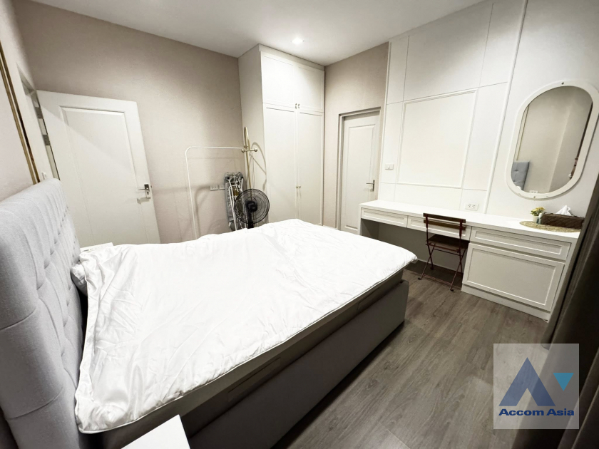 11  4 br House For Rent in Pattanakarn ,Bangkok ARL Ban Thap Chang at Bangkok Boulevard Rama9 AA45699