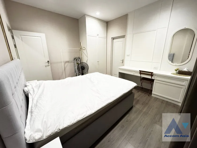11  4 br House For Rent in Pattanakarn ,Bangkok ARL Ban Thap Chang at Bangkok Boulevard Rama9 AA45699