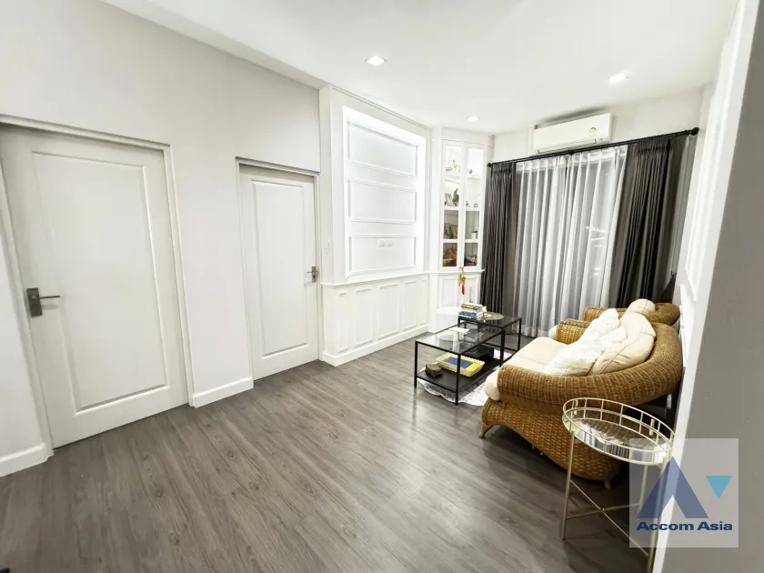 6  4 br House For Rent in Pattanakarn ,Bangkok ARL Ban Thap Chang at Bangkok Boulevard Rama9 AA45699