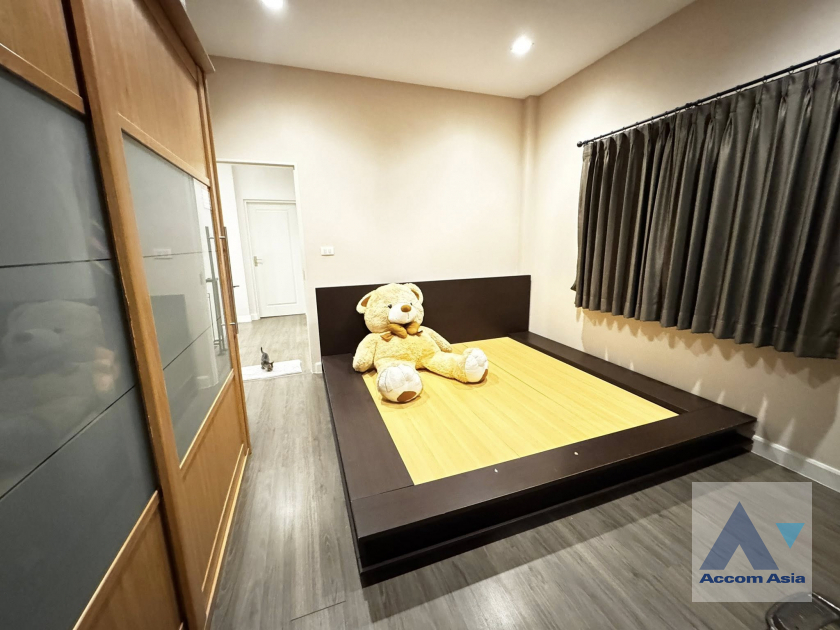 12  4 br House For Rent in Pattanakarn ,Bangkok ARL Ban Thap Chang at Bangkok Boulevard Rama9 AA45699