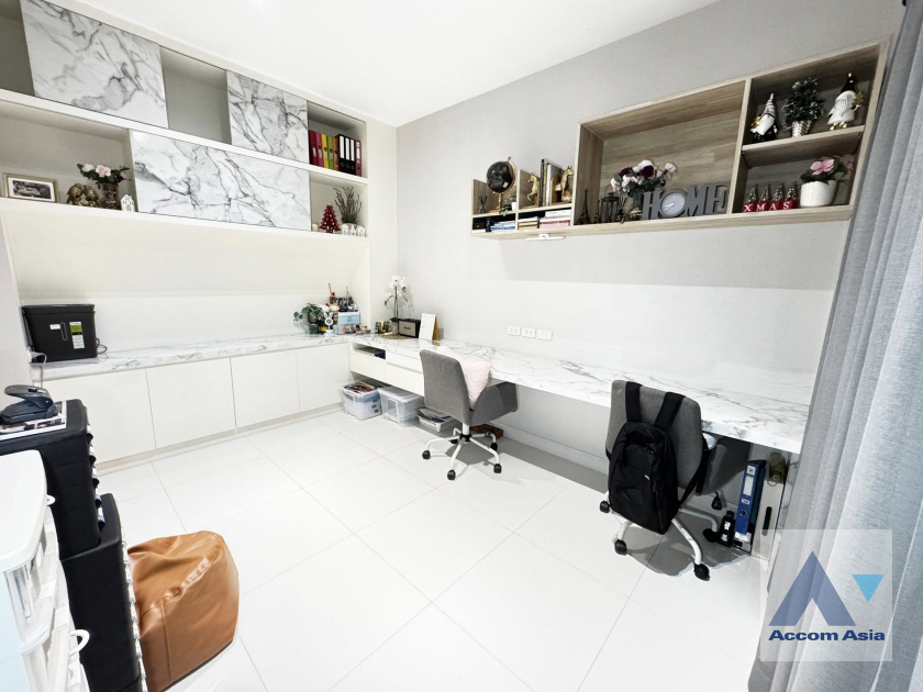 8  4 br House For Rent in Pattanakarn ,Bangkok ARL Ban Thap Chang at Bangkok Boulevard Rama9 AA45699