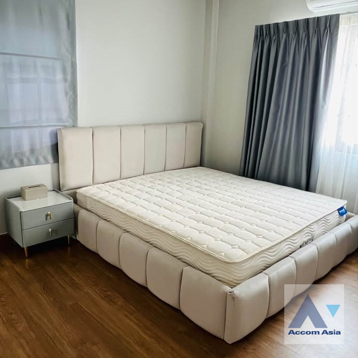 10  4 br House for rent and sale in Samutprakan ,Samutprakan  at Centro Bangna AA45702