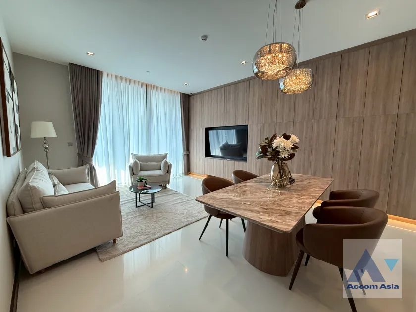 Fully Furnished |  Q1 Sukhumvit Condominium  2 Bedroom for Rent BTS Nana in Sukhumvit Bangkok