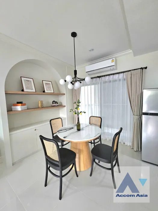 unitFully Furnished |  3 Bedrooms  Townhouse For Rent in Krungthep Kreetha, Bangkok  (AA45704)