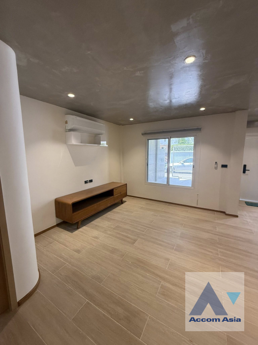 7  3 br House for rent and sale in Sukhumvit ,Bangkok BTS Phrom Phong AA45709