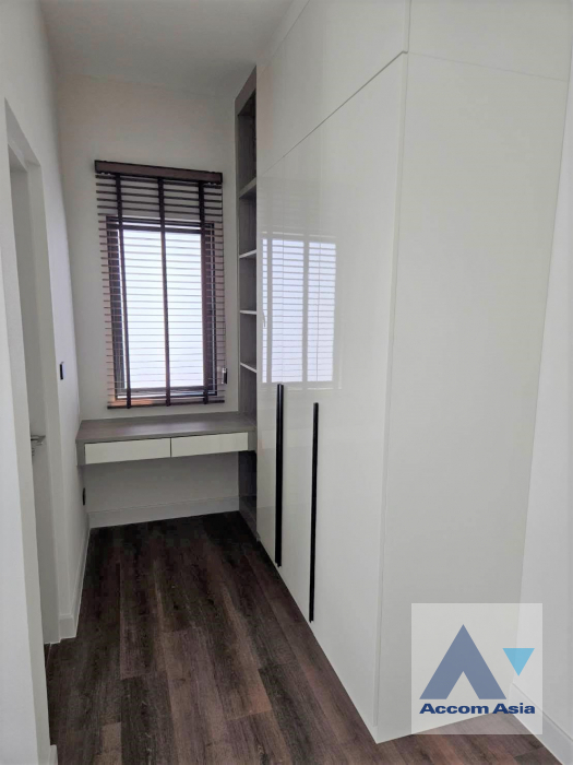 13  4 br House for rent and sale in Samutprakan ,Samutprakan BTS Bang Na at Bangkok Boulevard Bangna Km.5 AA45710