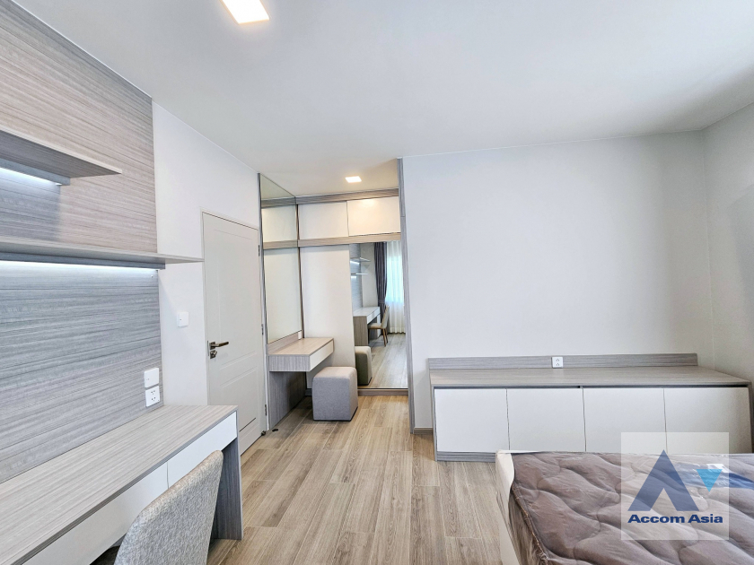 13  3 br House For Rent in Samutprakan ,Samutprakan  at Chaiyapruek Bangna KM15 AA45711