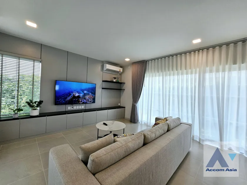  1  3 br House For Rent in Samutprakan ,Samutprakan  at Chaiyapruek Bangna KM15 AA45711