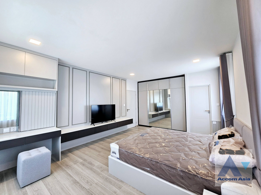 12  3 br House For Rent in Samutprakan ,Samutprakan  at Chaiyapruek Bangna KM15 AA45711