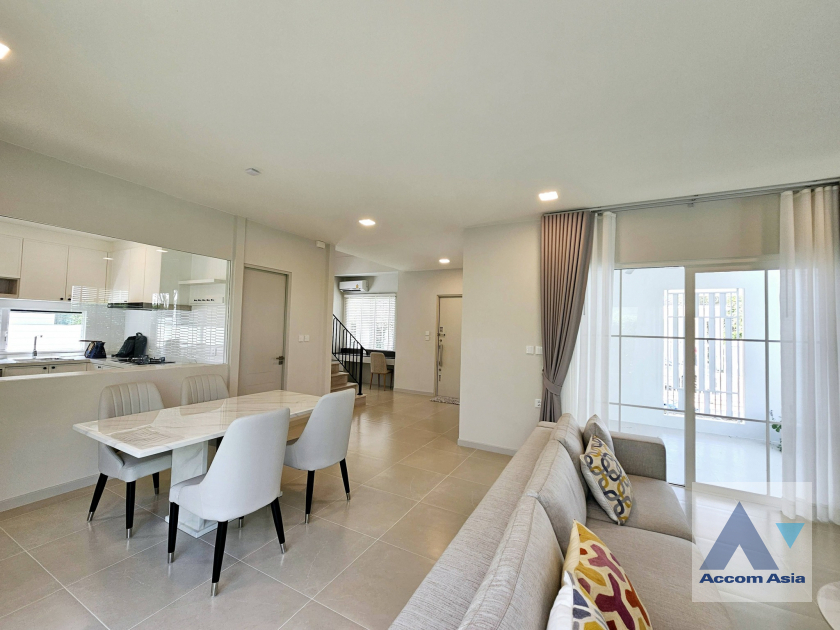 6  3 br House For Rent in Samutprakan ,Samutprakan  at Chaiyapruek Bangna KM15 AA45711