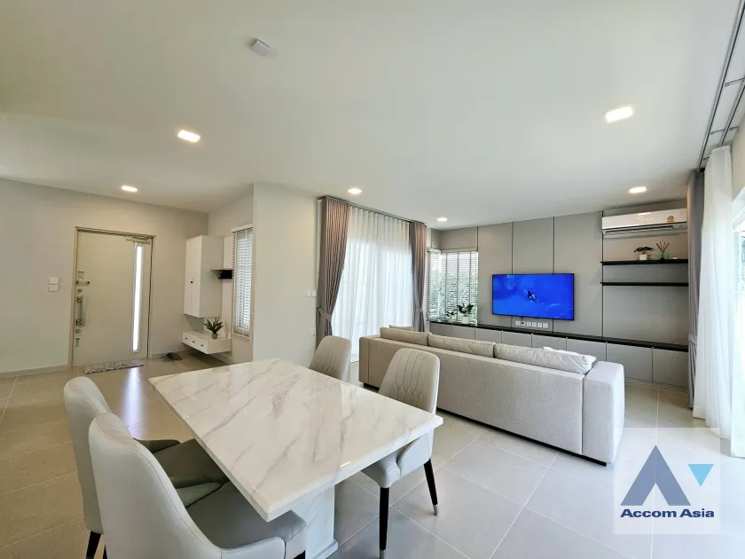  1  3 br House For Rent in Samutprakan ,Samutprakan  at Chaiyapruek Bangna KM15 AA45711