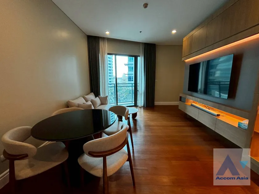 unit 2 Bedrooms  Condominium For Rent in Sukhumvit, Bangkok  near BTS Phrom Phong (AA45714)