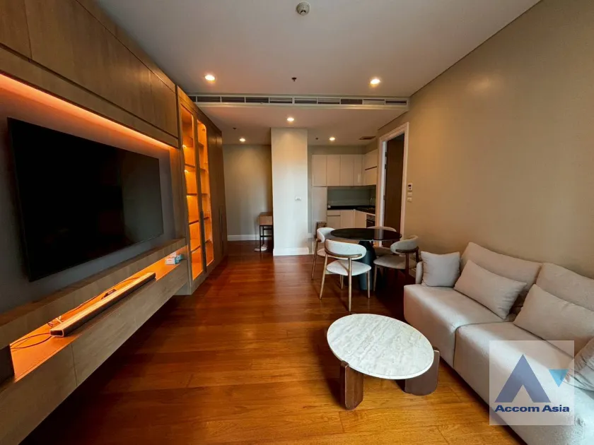 unit 2 Bedrooms  Condominium For Rent in Sukhumvit, Bangkok  near BTS Phrom Phong (AA45714)
