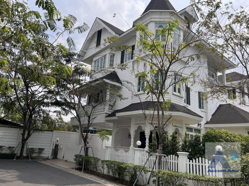 23  4 br House for rent and sale in Bang Na ,Bangkok  at Fantasia Villa 4 AA45715