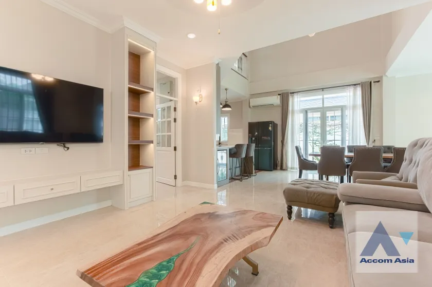 4  4 br House for rent and sale in Bang Na ,Bangkok  at Fantasia Villa 4 AA45715