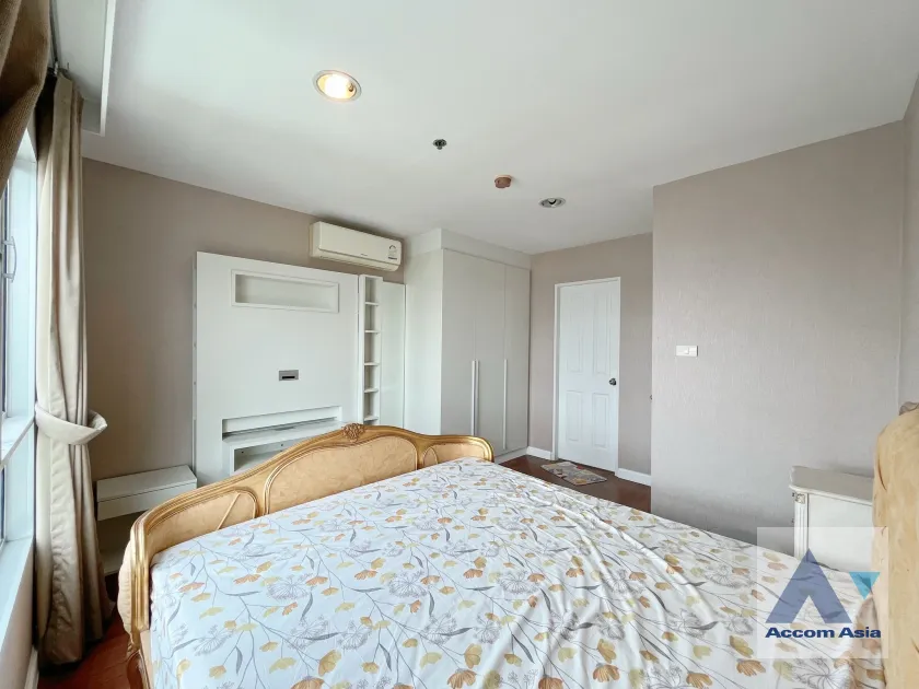 unit 3 Bedrooms  Condominium For Rent & Sale in Ratchadaphisek, Bangkok  near MRT Rama 9 (AA45720)