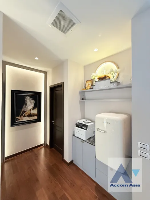 26  4 br House for rent and sale in Samutprakan ,Samutprakan ARL Ladkrabang at Perfect Masterpiece Sukhumvit 77 AA45724