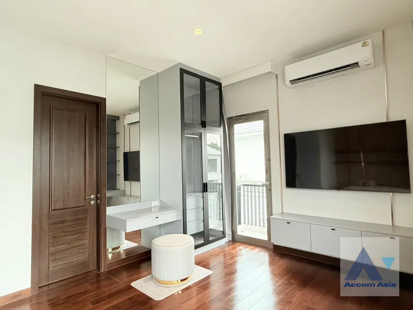 21  4 br House for rent and sale in Samutprakan ,Samutprakan ARL Ladkrabang at Perfect Masterpiece Sukhumvit 77 AA45724