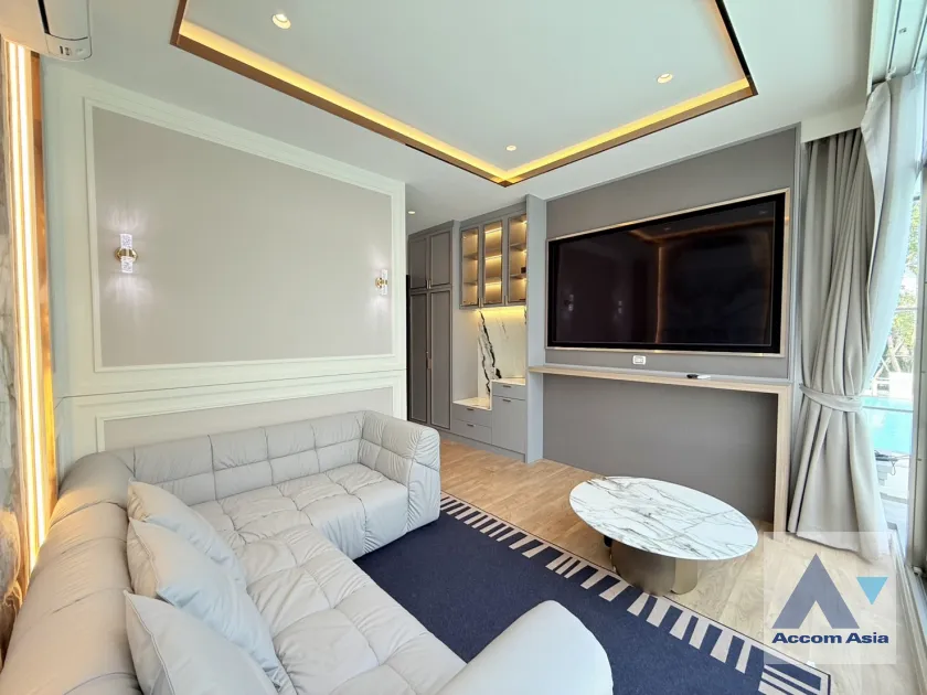 unitFully Furnished, Private Swimming Pool |  4 Bedrooms  House For Rent & Sale in Samutprakan, Samutprakan  near ARL Ratchaprarop (AA45724)