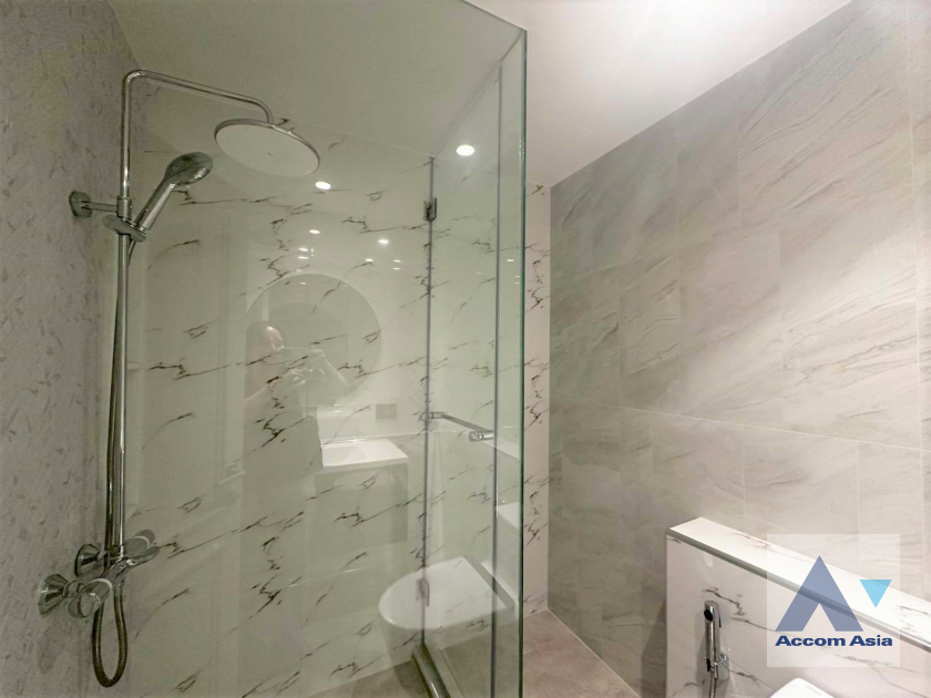 14  3 br Condominium For Rent in Ploenchit ,Bangkok BTS Ploenchit at All Seasons Mansion AA45734