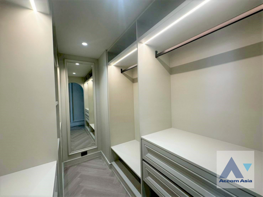 8  3 br Condominium For Rent in Ploenchit ,Bangkok BTS Ploenchit at All Seasons Mansion AA45734