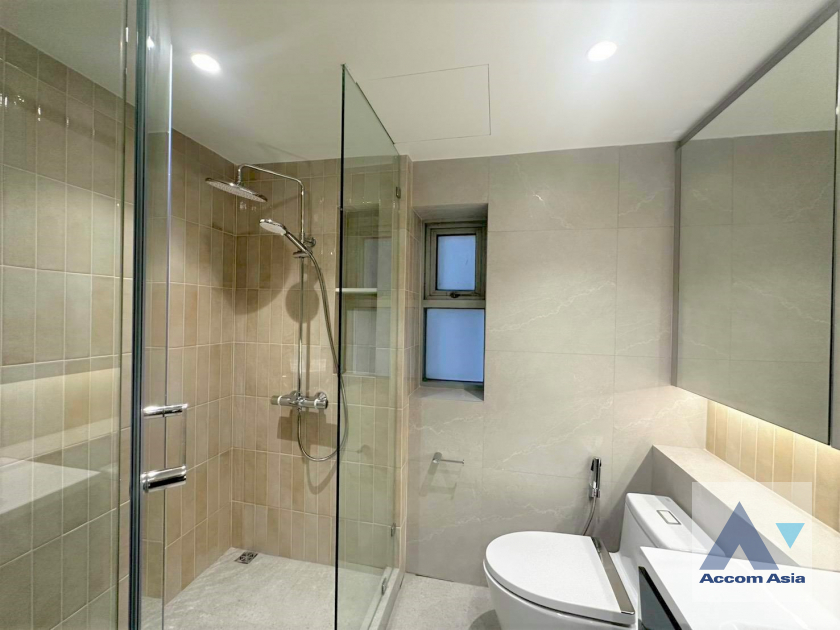 12  3 br Condominium For Rent in Ploenchit ,Bangkok BTS Ploenchit at All Seasons Mansion AA45734