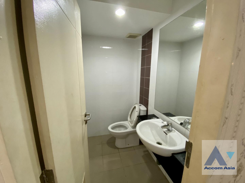 9  4 br Townhouse for rent and sale in Sukhumvit ,Bangkok BTS Bang Chak at Lumpini Town Place Sukhumvit 62 AA45737