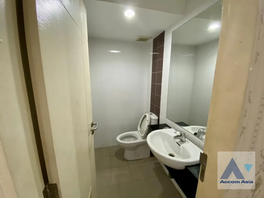9  4 br Townhouse for rent and sale in Sukhumvit ,Bangkok BTS Bang Chak at Lumpini Town Place Sukhumvit 62 AA45737