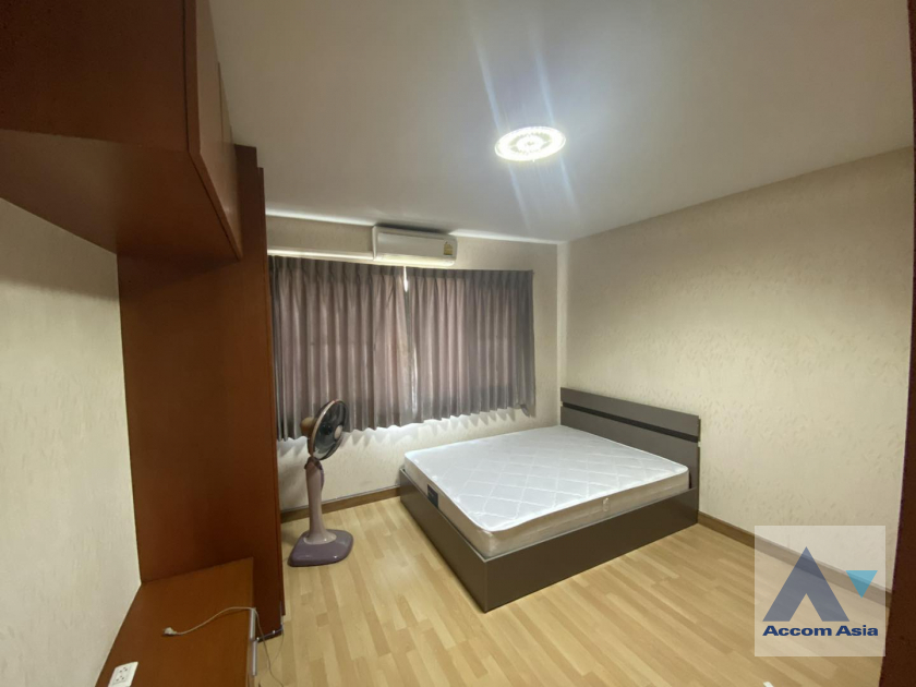 5  4 br Townhouse for rent and sale in Sukhumvit ,Bangkok BTS Bang Chak at Lumpini Town Place Sukhumvit 62 AA45737