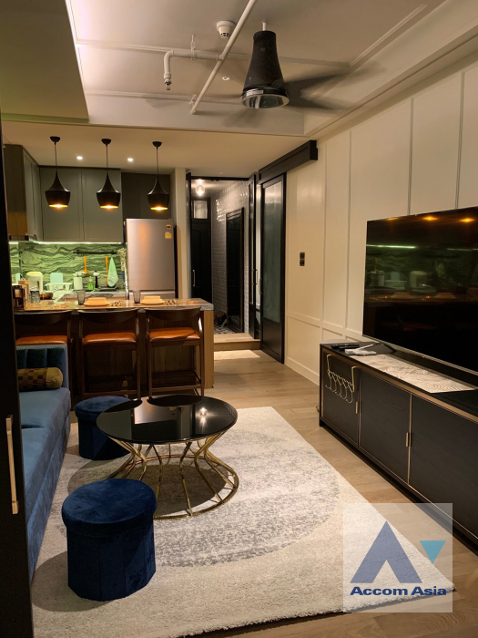  1  2 br Condominium For Sale in Silom ,Bangkok BTS Surasak at Nusa State Tower AA45738