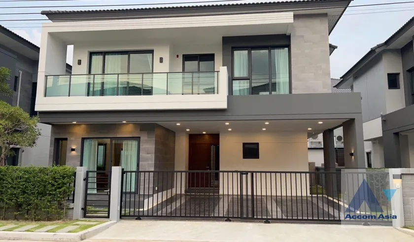 unitFully Furnished |  4 Bedrooms  House For Rent & Sale in Samutprakan, Samutprakan  near BTS Bang Na (AA45742)